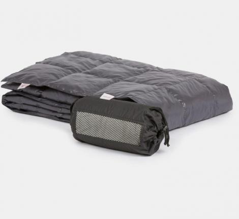 Дорожный плед пуховый "TRAVEL PLAID GRASS GRAPHITE", 140х200