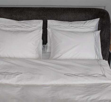 Постельное бельё "ES House" ELLE WAVE (белый/серый) Сатин ДеЛюкс, Евро-макси