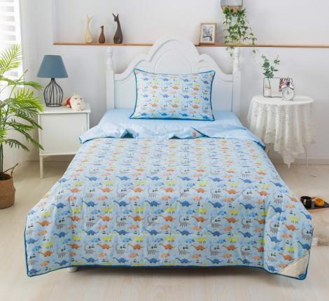Постельное белье детское с одеялом &quot;Sofi de Marko&quot; Динозаврики (голубой) Сатин, 1,5 спальный