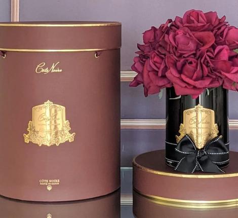 Большой букет роз ароматизированный "COTE NOIRE" (красный) чёрная ваза, 2 спрея по 10 мл