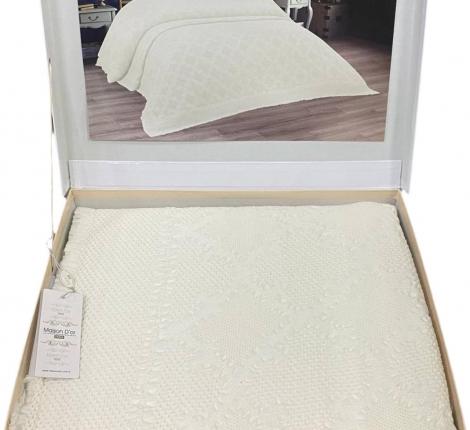 Покрывало "Maison D'or" AIMEE 240х260, кремовый