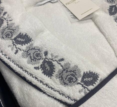 Халат женский махровый с вышивкой Maison D'or "ROSANNA" (белый/антрацит), XL(50)-XXL(52)