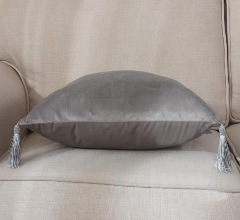 Наволочка декоративная "Sofi de Marko" Кэтрин (серая) Велюр, 45х45 