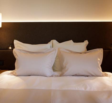 Наволочки "Kissen white" Мако-Сатин, 70х70 (2шт)