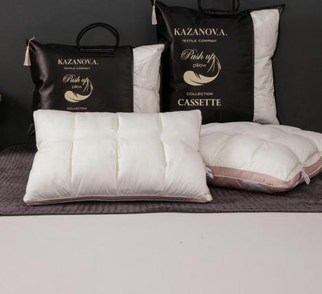 Подушка "Kazanov.A" Cassette (жемчуг пудра), 70х70