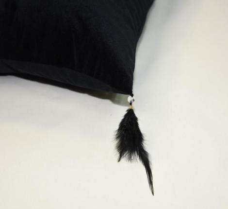 Наволочка декоративная "Sofi de Marko" Жасмин (черная) Велюр, 45х45