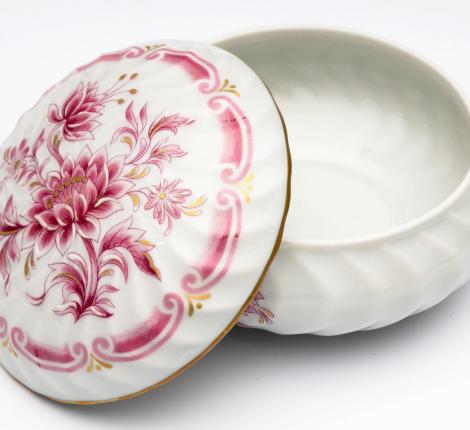 Шкатулка круглая CRISTELL "ANEMONE" диаметр 10 см , лиможский фарфор