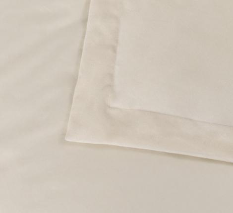 Постельное белье с одеялом "Sofi de Marko" Энрике (молоко-м) Велюр, Семейный