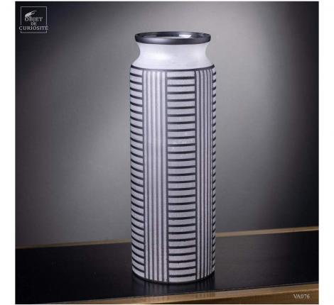 Ваза "White frosted vase", стекло, высота 28 см