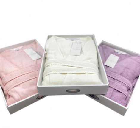 Халат женский махровый с гипюром Maison D'or EVELYN" (кремовый), XL(50)-XXL(52)