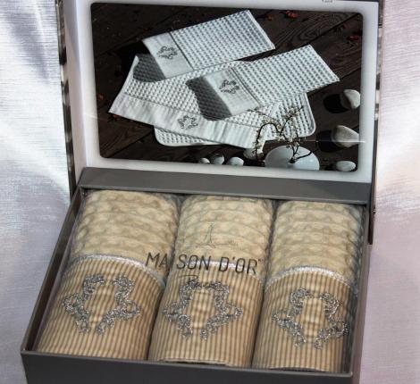 Салфетки вафельные со стразами Maison D'or "BRISE APONE" 40х60-3шт., бежевый