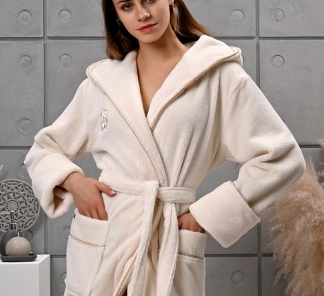 Халат женский трига с капюшоном "AMBIELLA  A-1215" кремовый, L/XL