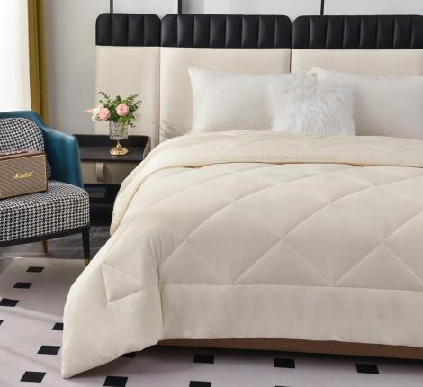 Одеяло всесезонное "Sofi de Marko" Монако (молоко), 160х220