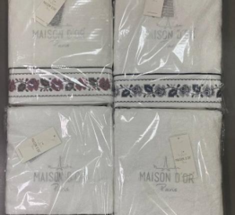 Полотенце махровое Maison D'or "ROSANNA" 85х150, белый/фиолетовый