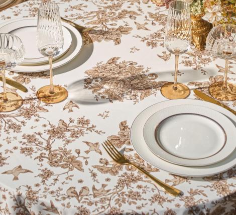 Скатерть круглая с пропиткой SANTALINO "ROYAL GARDEN" 150 см, белый