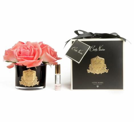 Букет ароматизированный из 5 роз "COTE NOIRE" (коралловый) черная ваза, 2 спрея по 5 мл