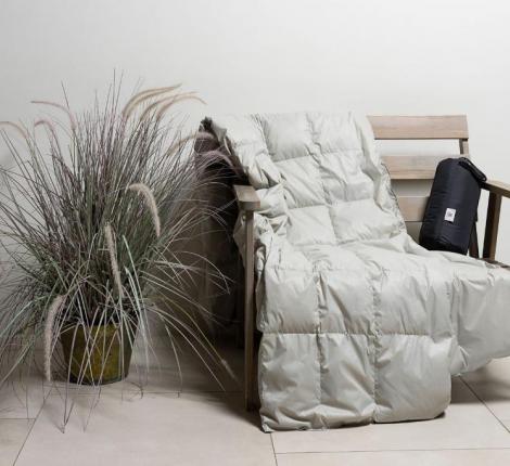 Дорожный плед пуховый "TRAVEL PLAID GRASS GREY", 140х200