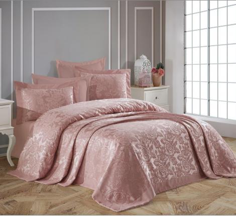 Гобеленовое покрывало "DO&CO" 240х260 (50x70-2 шт.) GUL, брусничный