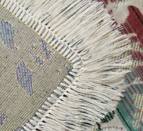 Покрывало шпигель люкс "Karteks" на диван 160х220  ЦВЕТЫ, перламутровый