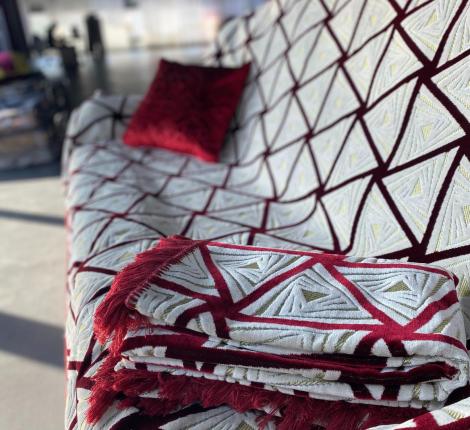 Покрывало шпигель люкс "Karteks" на диван 180х220 ГАЛАКТИКА 4, бордовый