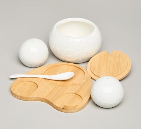 Набор для специй "MUSE", 3 предмета, на деревянной подставке 15,5*15,5*10 см