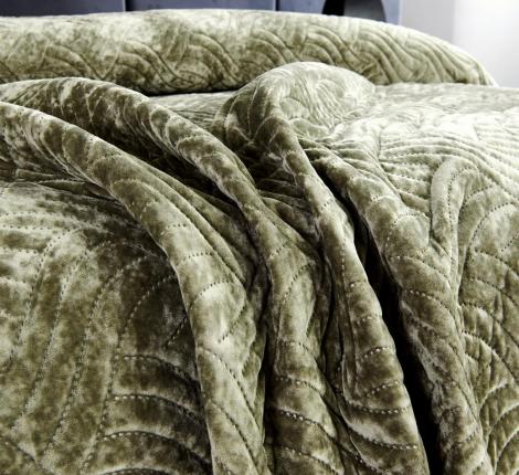 Покрывало "Sofi de Marko" Деварта (олива) Бархат, 160x220