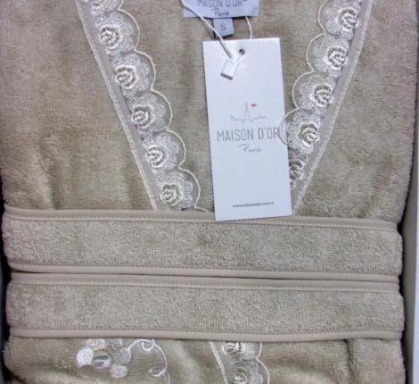 Халат женский махровый с вышивкой Maison D'or "CELYN" (бежевый), XL(50)-XXL(52)