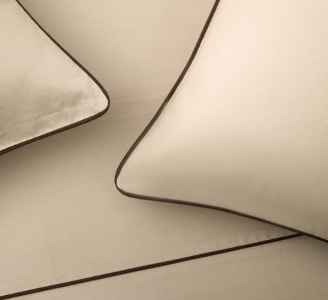 Постельное бельё "KARTEKS" сатин однотонный с кантом HK-02 (светло-бежевый), Евро