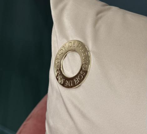 Полушка декоративная "Sofi de Marko" Адора (молоко) Велюр, 55х55