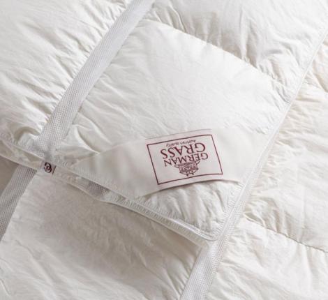 Одеяло пуховое всесезонное Light "ROYAL BALANCE GRASS",  240х260