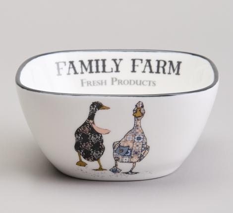 Набор салатников (4 штуки) на деревянной подставке "FAMILY FARM", 30*19*6,7 см