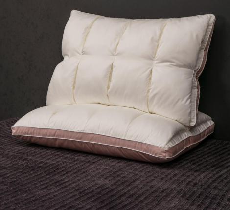 Подушка "Kazanov.A" Cassette (жемчуг пудра), 50х70