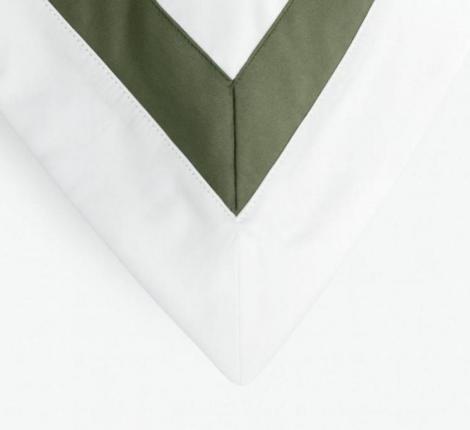 Наволочка с широкой отделкой "ALPINE PINE GREEN ALLURE GRASS" Мако-Сатин, 50х70 (2шт)