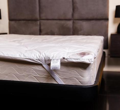 Наматрасник - топпер "TOPPER SILK GRASS" всесезонный, 140х200