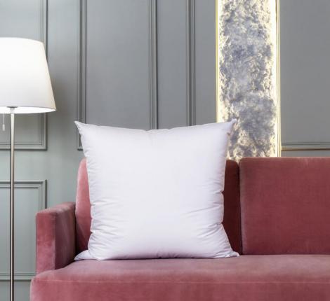 Подушка пуховая упругая "WHITE FAMILIE DOWN" 68х68 с бортиком