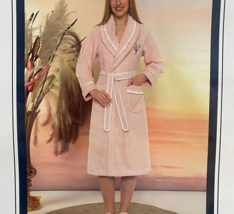 Халат женский махровый с вышивкой Maison D'or "LENA VOLANT" (пыльная роза), M(46)/L(48)