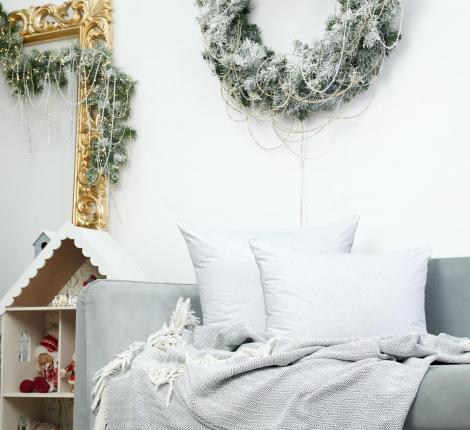 Подушка "ГРЕЙС", 68х68 средняя